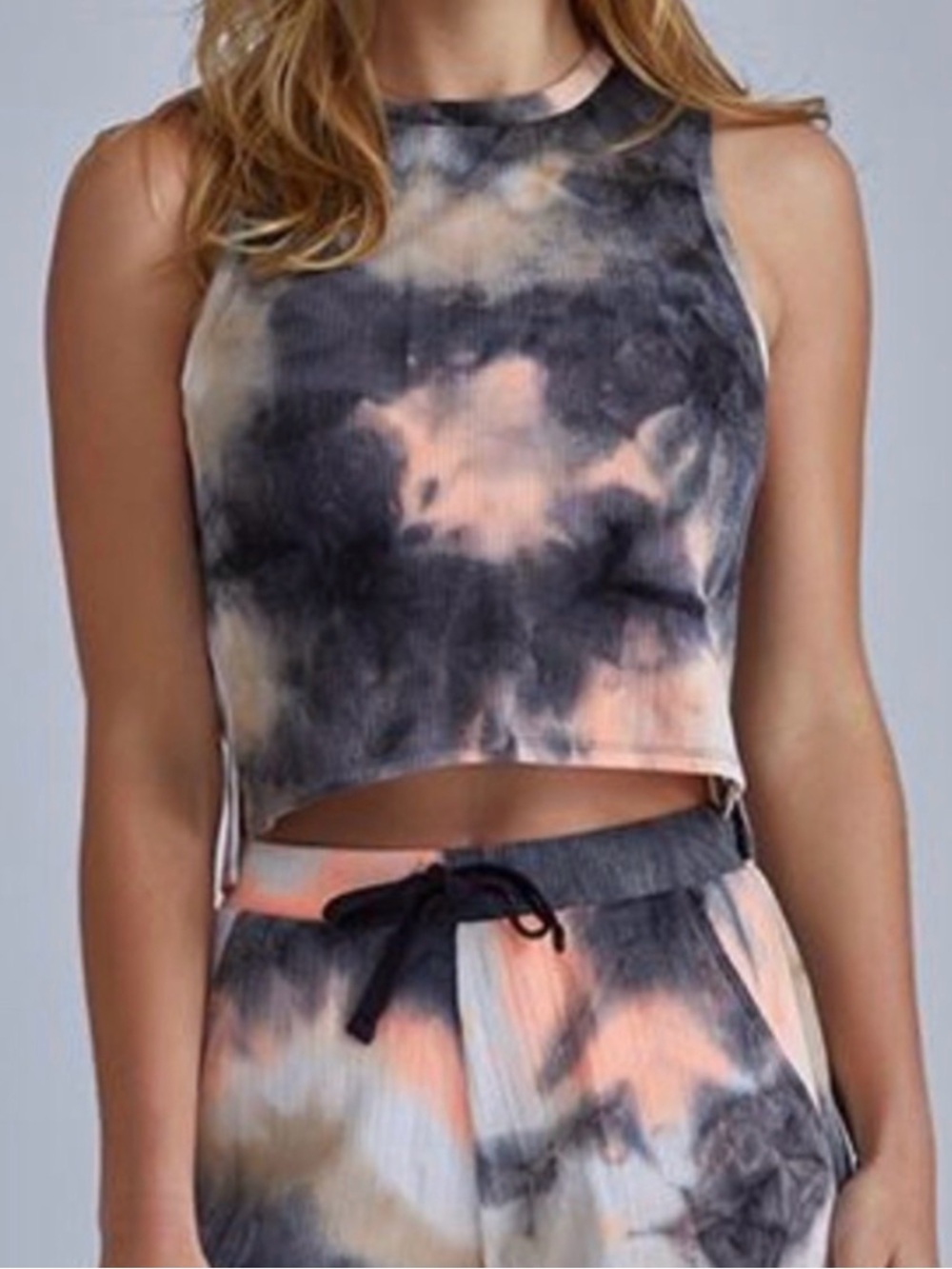 Noli Tie-Dye Crop Top - Picture 4 of 4